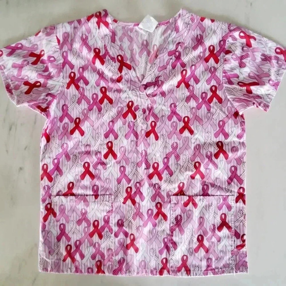 Just Love Scrub Top Women's Size Small Pink Breast Cancer Print V- Neck Shirt - Picture 1 of 3